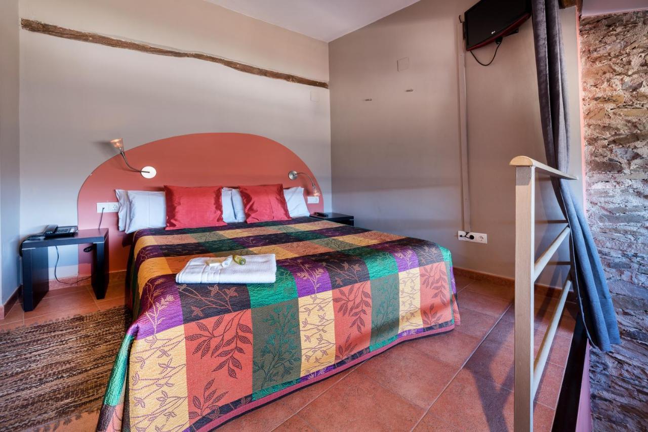 Hotel Cal Llop Gratallops Bagian luar foto