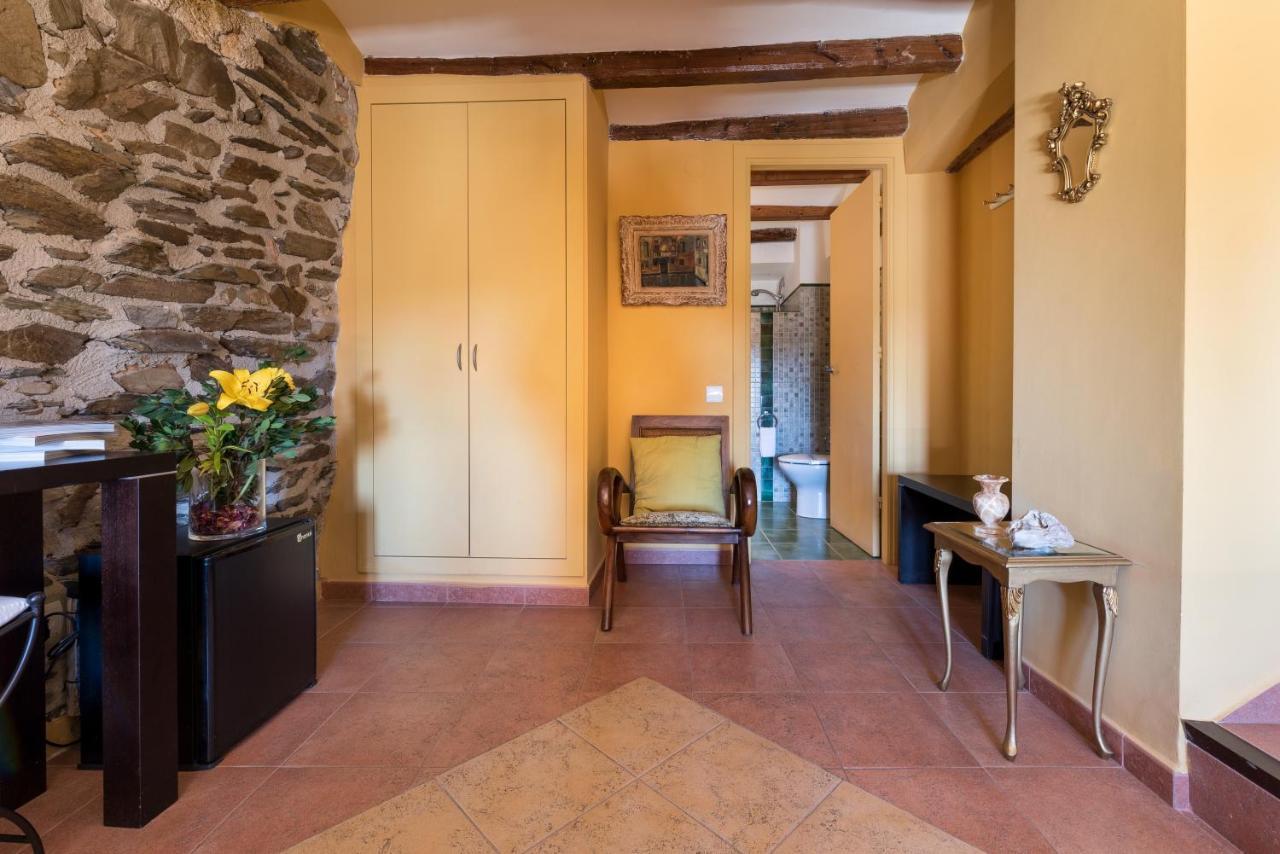 Hotel Cal Llop Gratallops Bagian luar foto